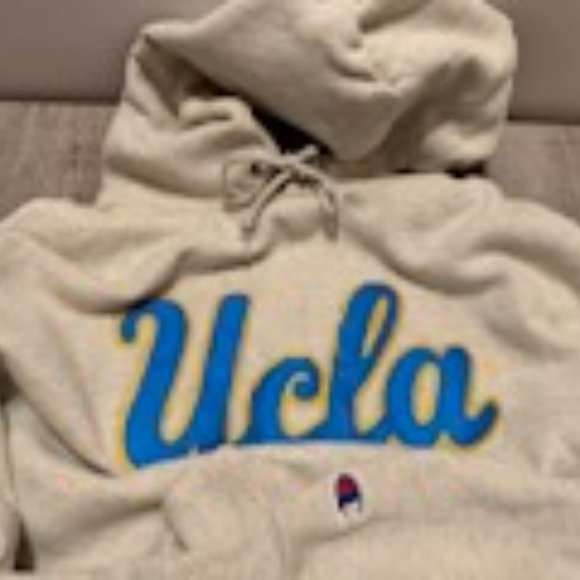 Champion UCLA hoodie - Picture 2 of 3